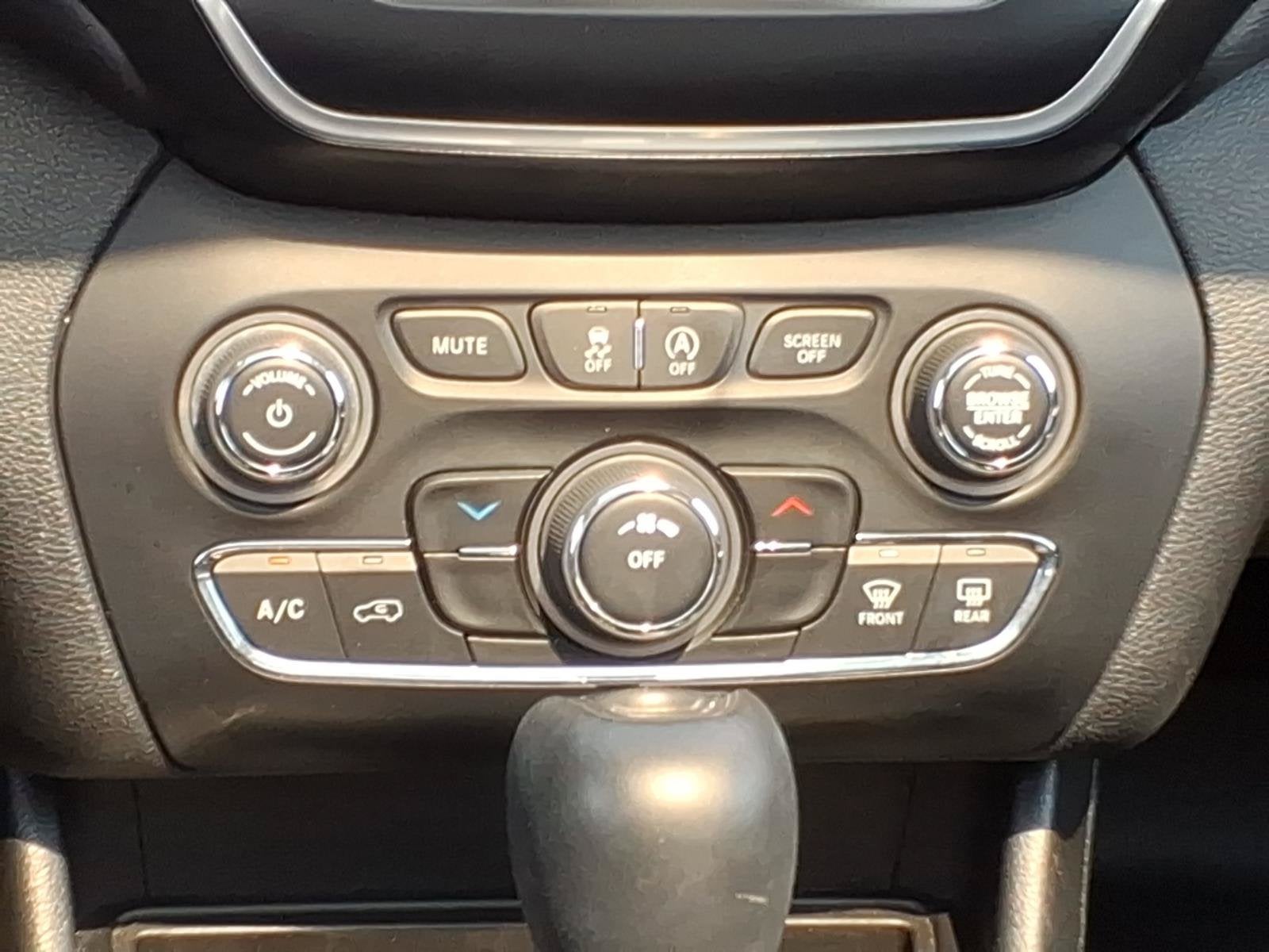 2021 Jeep Cherokee Latitude Plus