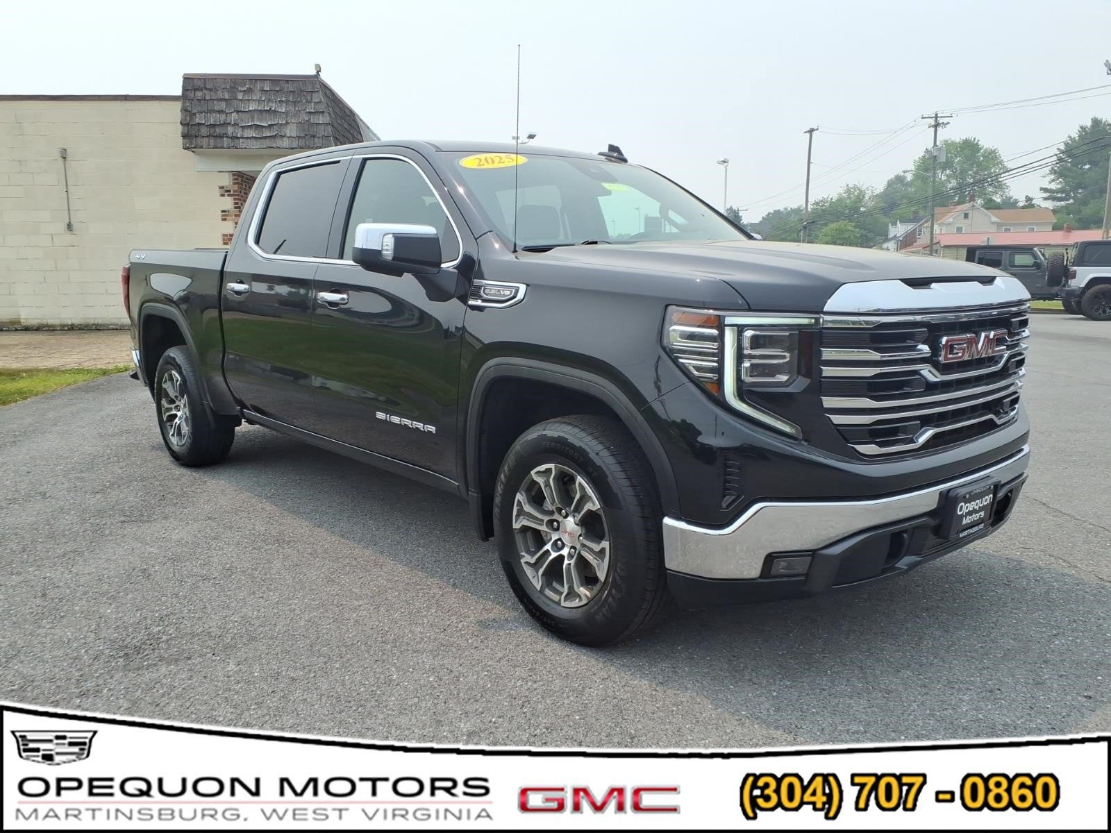 2025 GMC Sierra 1500 SLT