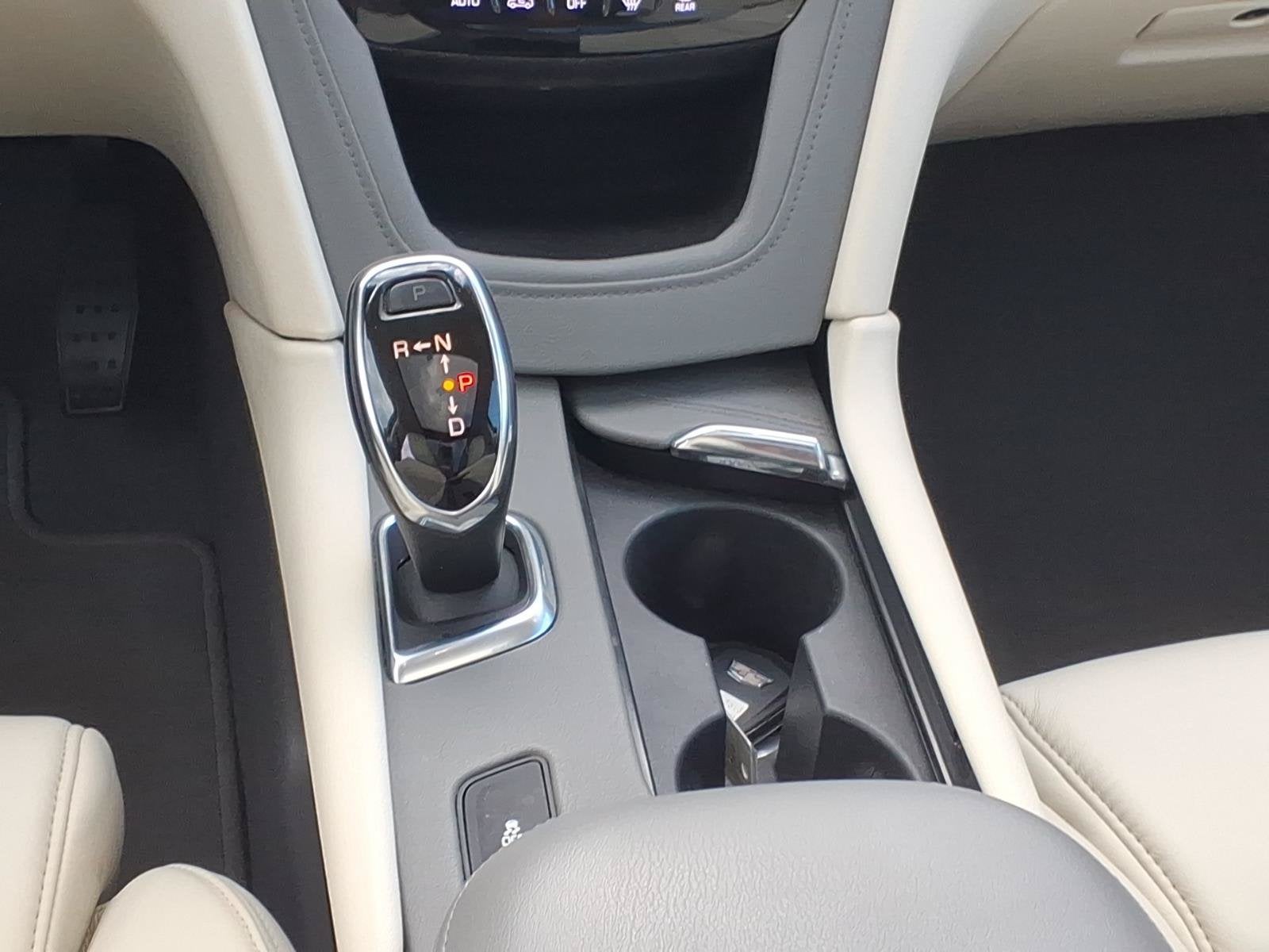 2017 Cadillac XT5 Luxury FWD