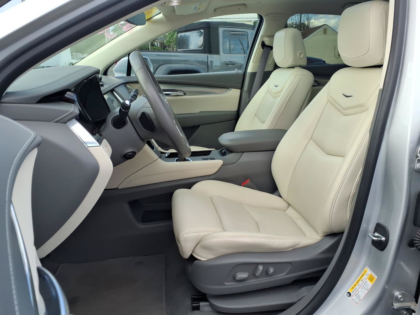 2017 Cadillac XT5 Luxury FWD