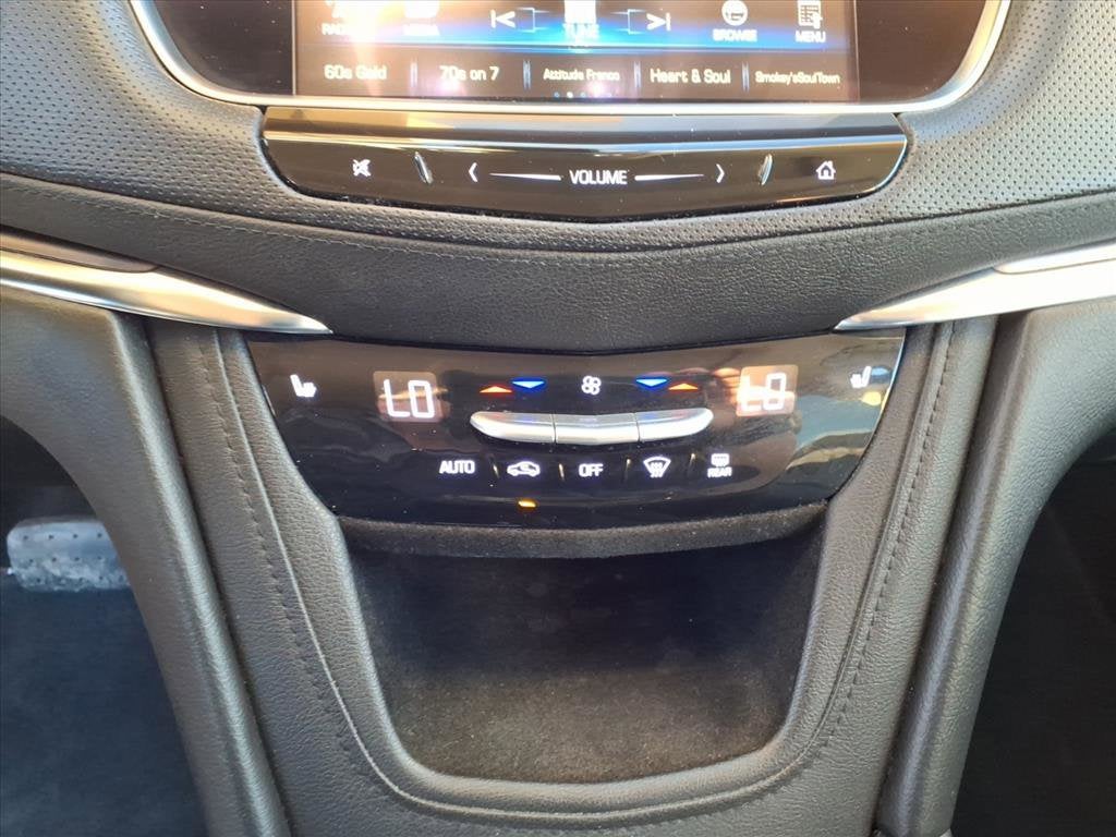 2017 Cadillac XT5 Luxury AWD