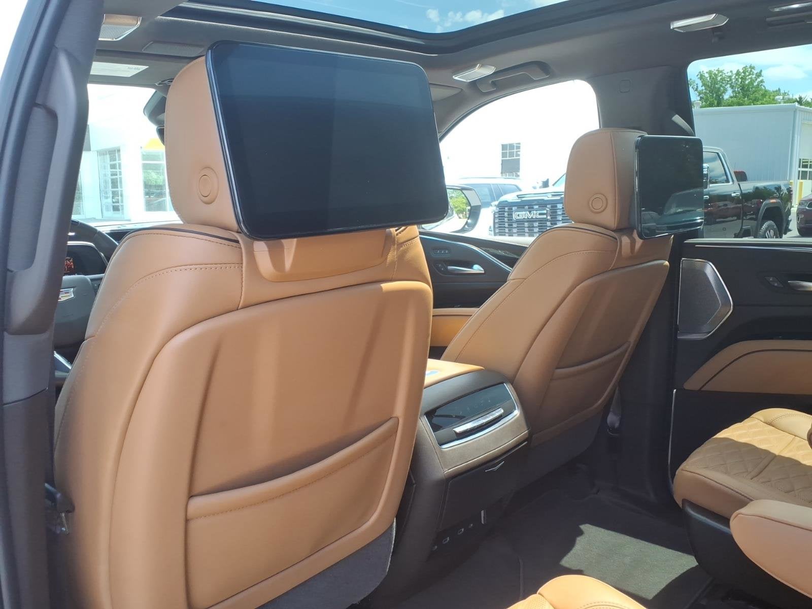 2023 Cadillac Escalade Sport
