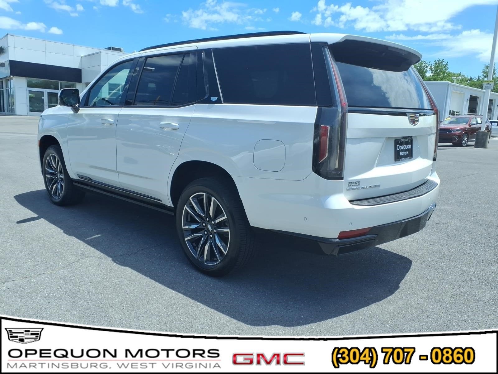 2023 Cadillac Escalade Sport