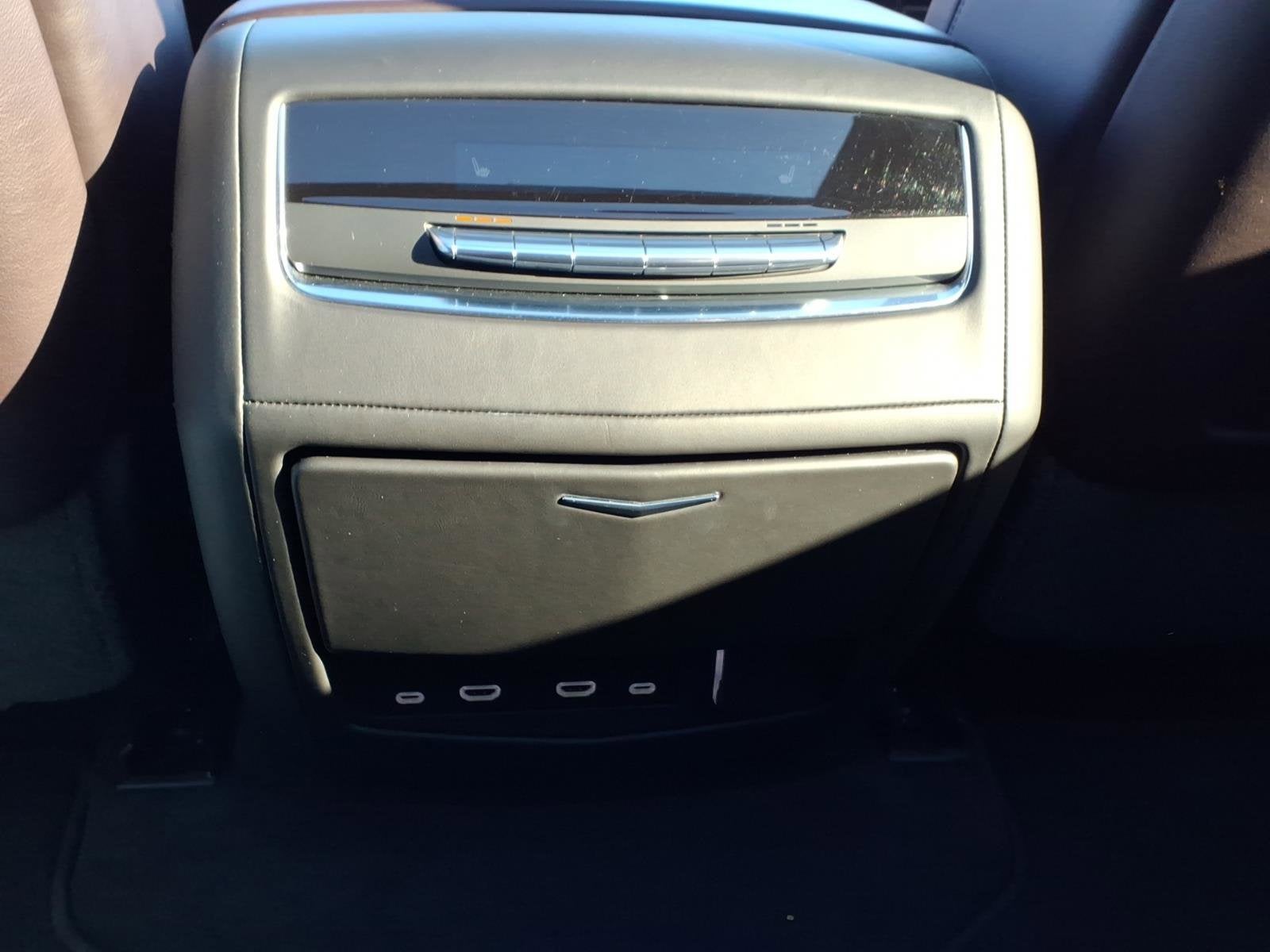 2022 Cadillac Escalade Sport Platinum