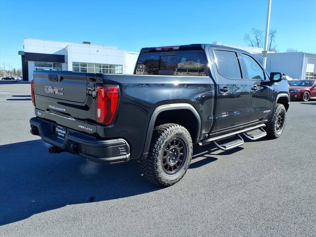 2024 GMC Sierra 1500 AT4X