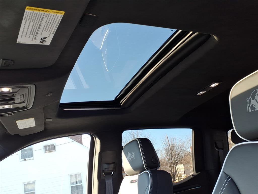 2024 GMC Sierra 1500 AT4X