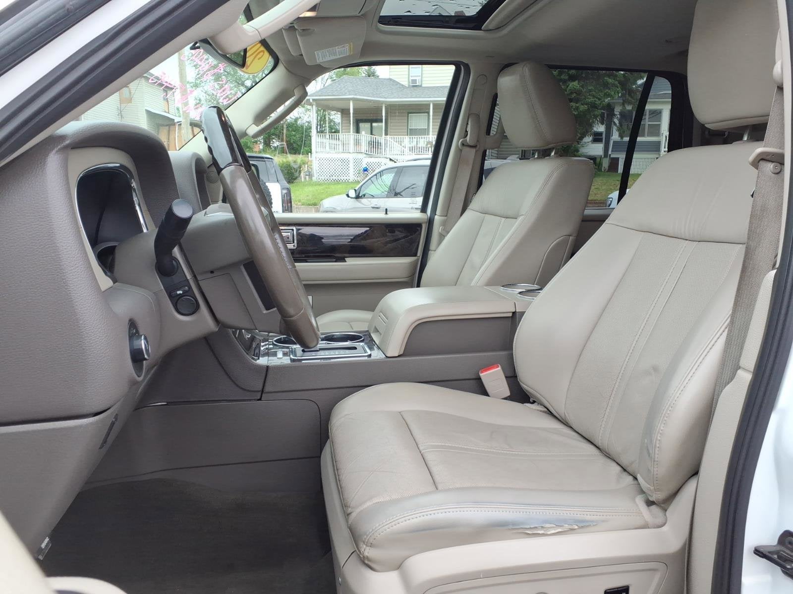2017 Lincoln Navigator L Select