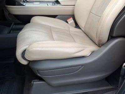 2022 Lincoln Navigator L Reserve