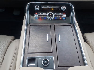 2022 Lincoln Navigator L Reserve